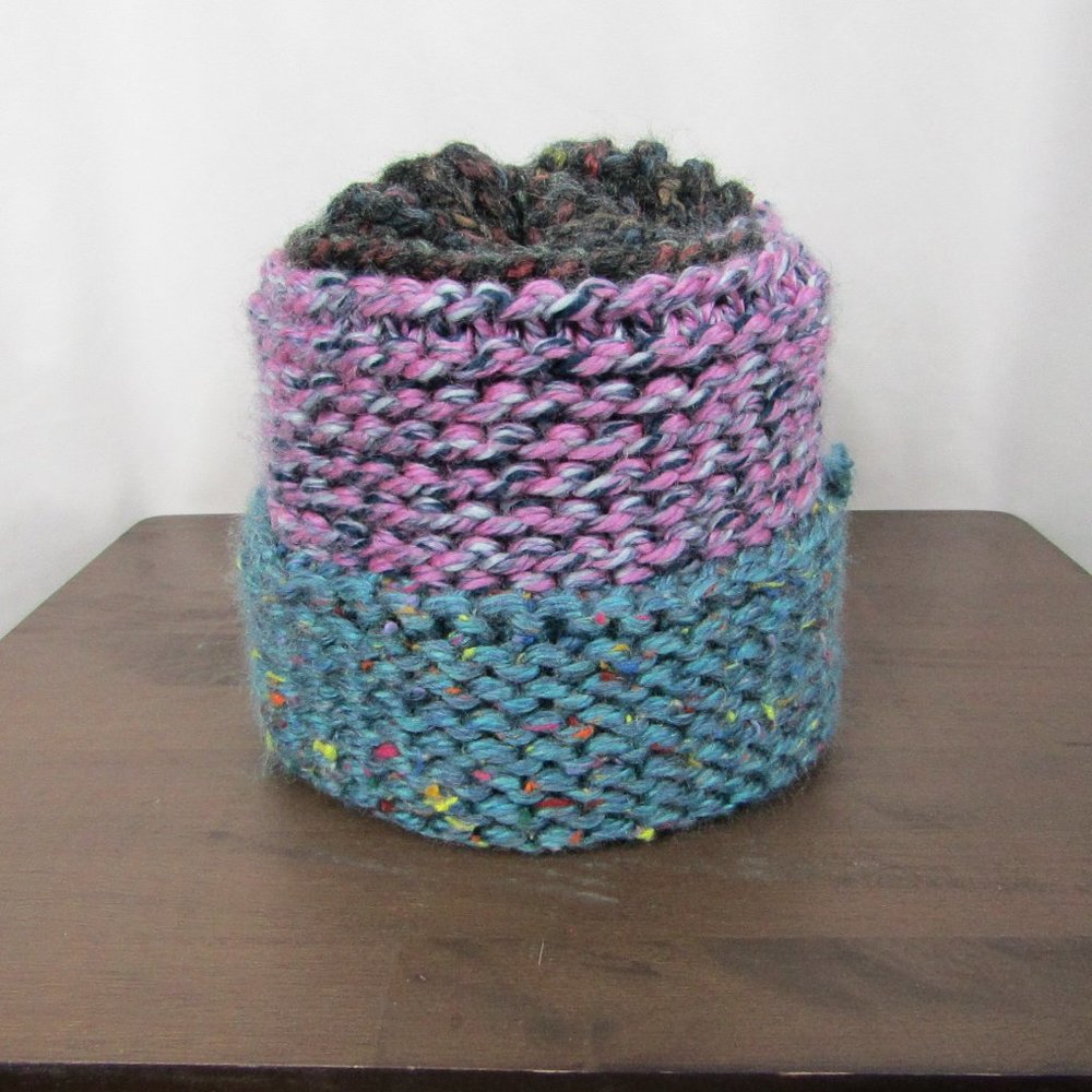 Women's | Crocheted | Stocking Hat | Warm - Picture 3 of 3